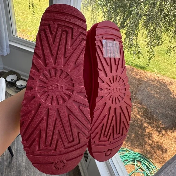 BRAND NEW UGG Neumel Boot 'Samba Red' 14 - Picture 5 of 6